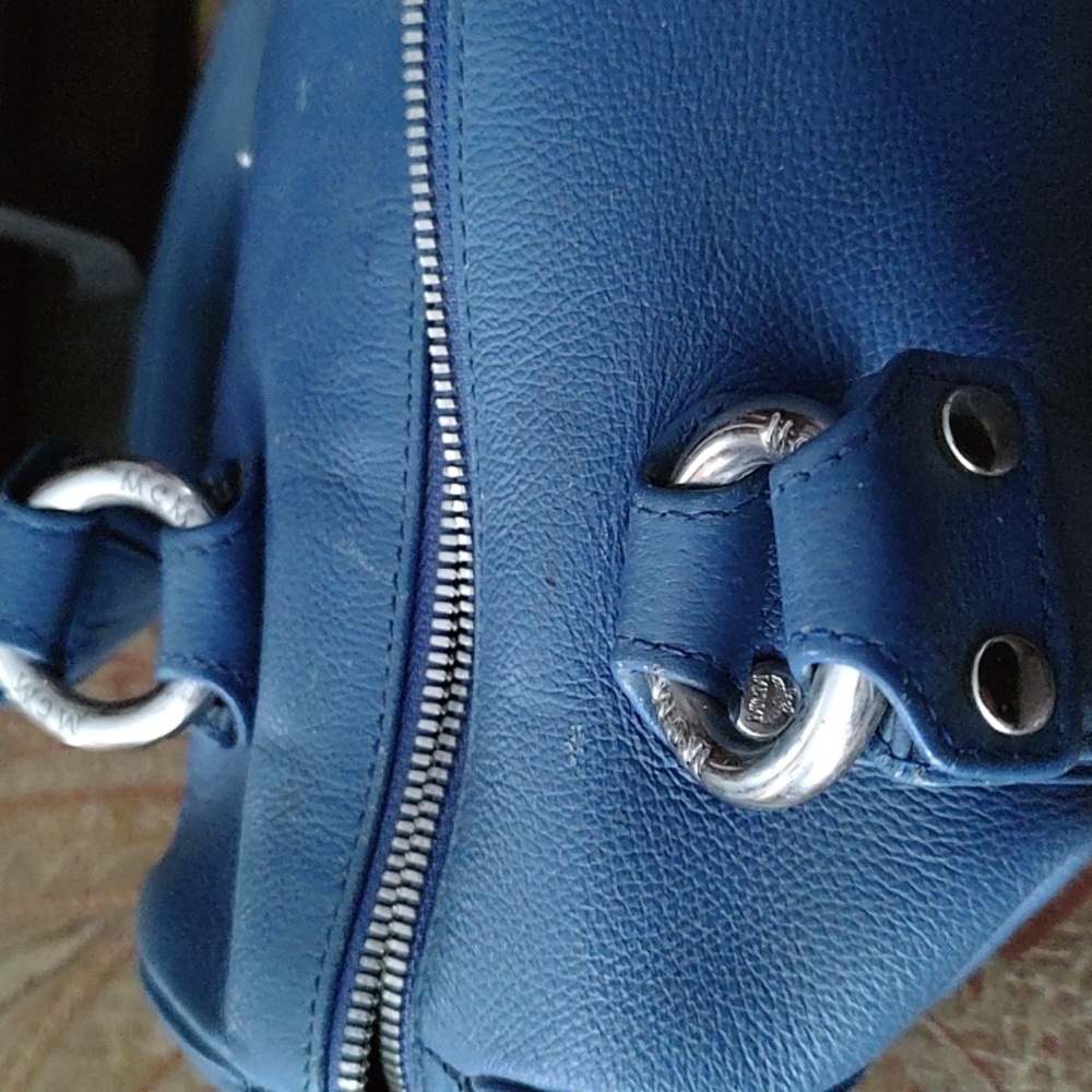 MCM papillon blue pebbled leather bag. 01709 MSRP$999 EUC - Picture 7 of 16